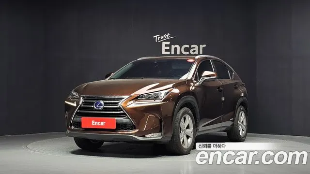 Lexus NX300 h