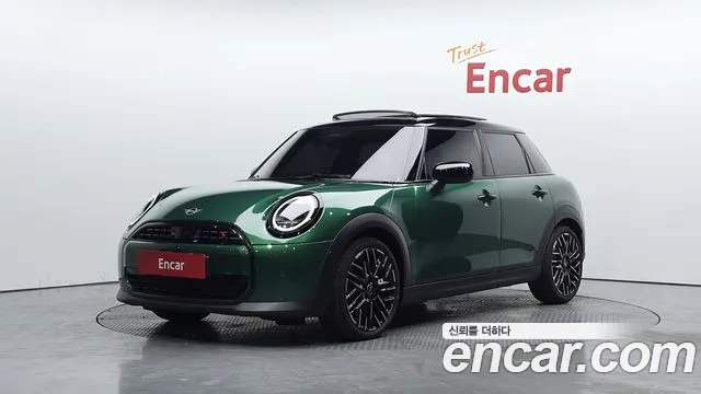 MINI Cooper S 4 generation 5