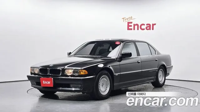BMW 7 Series 735 iL E38