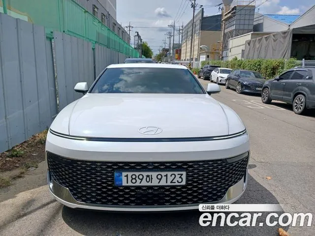 Hyundai The New Grandeur (GN7) 2.5 Gasoline 2 WD Exclusive