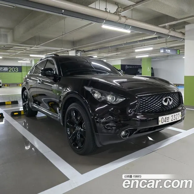Infiniti QX70 3.7 AWD